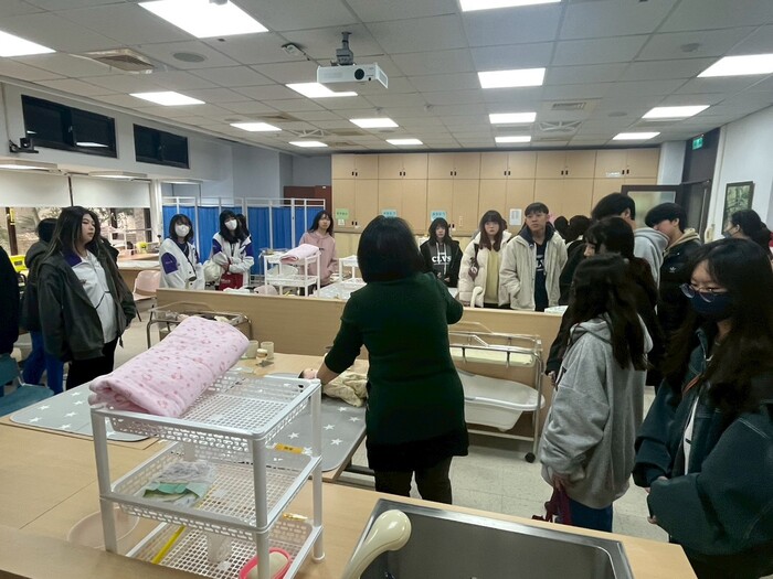 介紹嬰兒照護示範教室