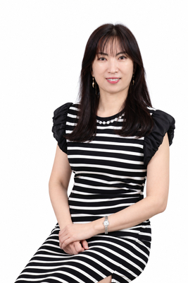 常雅珍教授兼系主任